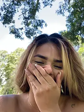 ZoeJohnsoon online show from November 17, 6:24 pm