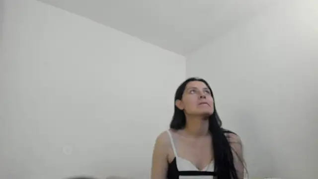 Nathaly love96 online show from December 9, 6:03 pm