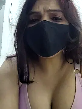 illay love online show from February 7, 7:06 pm