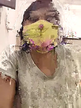 illay love online show from May 10, 6:13 pm