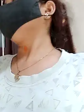illay love online show from May 22, 5:36 am