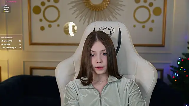 Snapshot of Beatrice_054 chatting on January 15, 6:29 pm Beatrice 054 online show from January 15, 6:29 pm