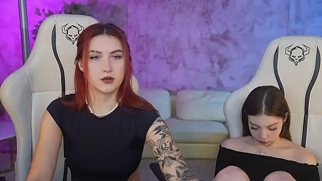 Snapshot of Beatrice_054 chatting on January 30, 8:11 am Beatrice 054 online show from January 30, 8:11 am