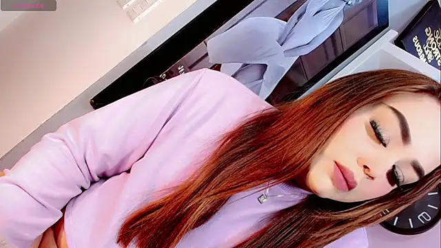 Sophia-Isabella online show from March 8, 1:06 am