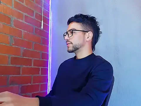 Snapshot of Leandro_valenzuela chatting on October 8, 6:49 pm Leandro valenzuela online show from October 8, 6:49 pm