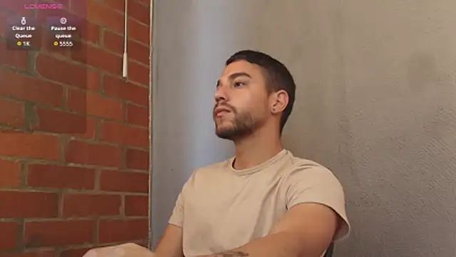 Leandro valenzuela online show from March 28, 4:06 pm