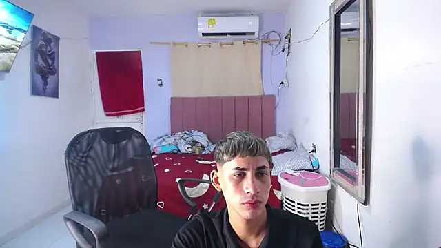 boy latino sex online show from November 2, 4:59 am