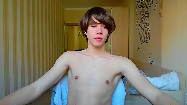 gayGamogey online show from March 11, 11:44 am