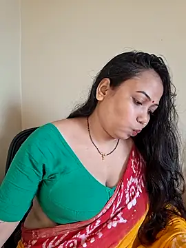 DREAM GIRL-30 online show from May 29, 8:01 am