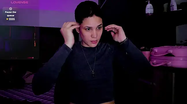 Snapshot of Charlee_pink chatting on February 22, 11:57 pm Charlee pink online show from February 22, 11:57 pm