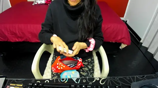 Abrillee1 online show from January 20, 7:46 pm