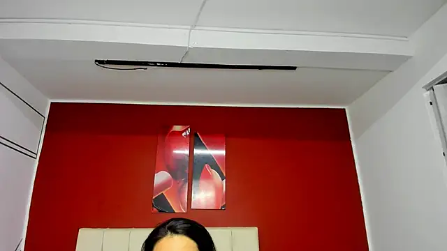 Abrillee1 online show from February 21, 8:05 pm