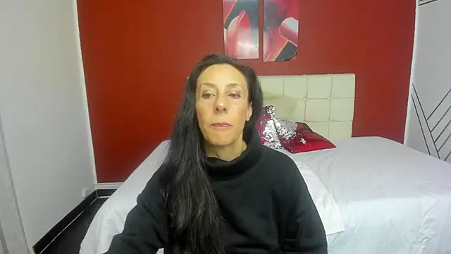 Abrillee1 online show from February 28, 10:28 pm