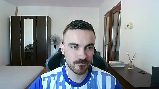 mu5clemania2 online show from March 4, 2:01 pm