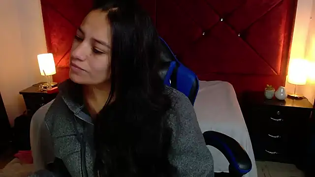 Snapshot of Julietacollins06 chatting on January 15, 1:26 pm Julietacollins06 online show from January 15, 1:26 pm