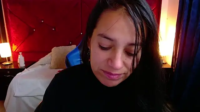 Snapshot of Julietacollins06 chatting on February 7, 2:21 pm Julietacollins06 online show from February 7, 2:21 pm