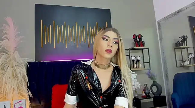 BrianaSchafer online show from December 20, 8:12 pm