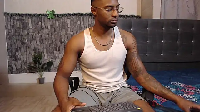 Snapshot of Joseephjackson chatting on January 10, 1:35 pm Joseephjackson online show from January 10, 1:35 pm