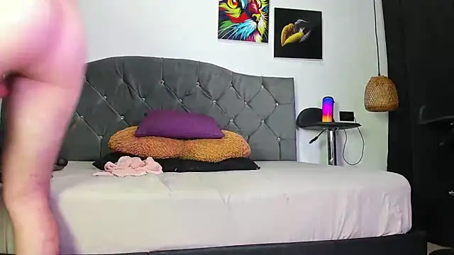 Snapshot of louis_bcasta1 chatting on September 20, 7:04 pm louis bcasta1 online show from September 20, 7:04 pm