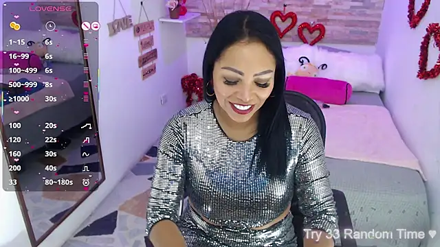 CindyWilliams  online show from March 16, 10:55 am