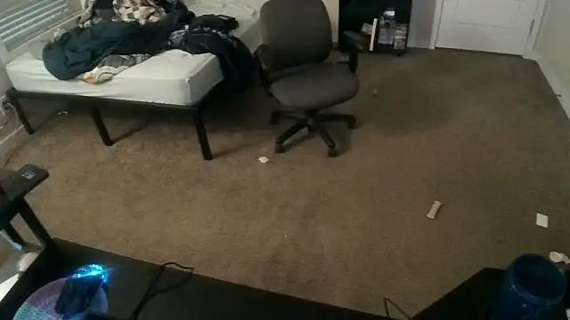 Snapshot of EmberLee chatting on February 16, 7:37 am EmberLee online show from February 16, 7:37 am