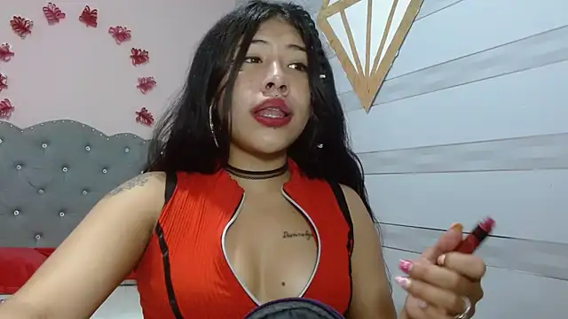 lily jamesx online show from September 19, 2:18 pm