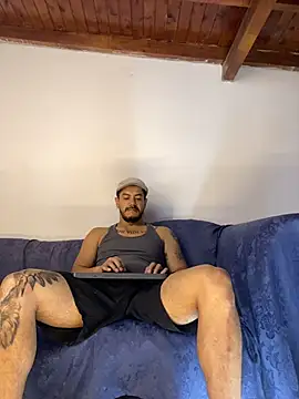 AndresSmith   online show from February 16, 8:32 am