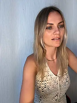 Snapshot of Milla__one chatting on June 2, 12:51 pm Milla one online show from June 2, 12:51 pm