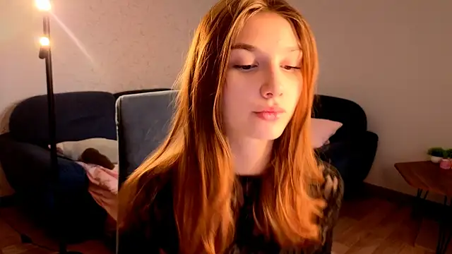 AnaHoney online show from March 29, 2:22 am