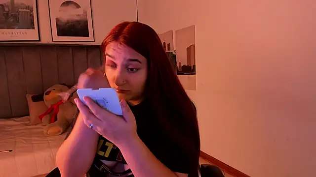 Snapshot of Alaia_Cute chatting on January 9, 2:01 am Alaia Cute online show from January 9, 2:01 am