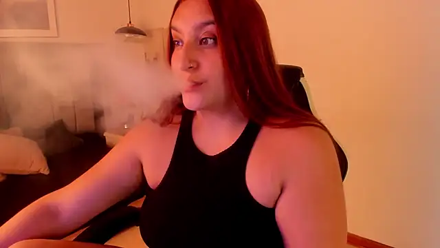 Snapshot of Alaia_Cute chatting on January 14, 4:40 pm Alaia Cute online show from January 14, 4:40 pm