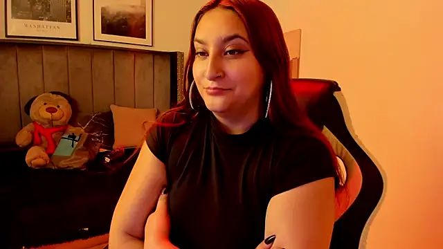 Snapshot of Alaia_Cute chatting on February 27, 11:48 pm Alaia Cute online show from February 27, 11:48 pm