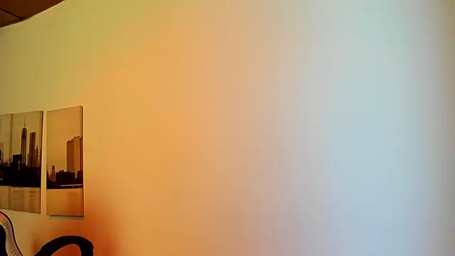 Snapshot of Alaia_Cute chatting on March 12, 2:30 am Alaia Cute online show from March 12, 2:30 am