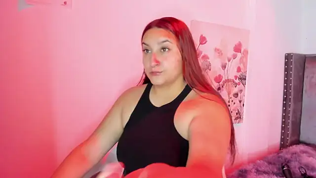 Snapshot of Alaia_Cute chatting on October 21, 3:18 am Alaia Cute online show from October 21, 3:18 am