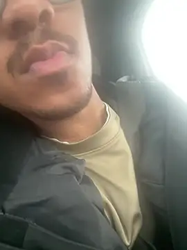 Snapshot of demonpt3 chatting on February 19, 3:30 pm demonpt3 online show from February 19, 3:30 pm