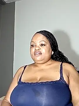 hugemelonsxxx online show from February 5, 5:42 pm