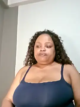 hugemelonsxxx online show from March 16, 7:17 pm