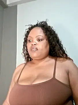 hugemelonsxxx online show from March 17, 5:49 pm