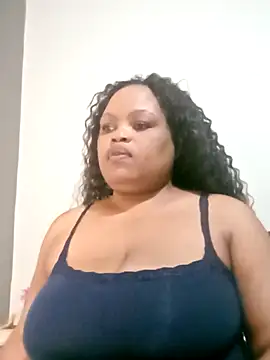 hugemelonsxxx online show from March 21, 6:40 pm