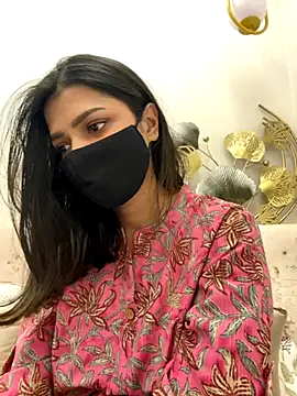 Snapshot of MaYaa__11 chatting on November 24, 6:57 am MaYaa 11 online show from November 24, 6:57 am