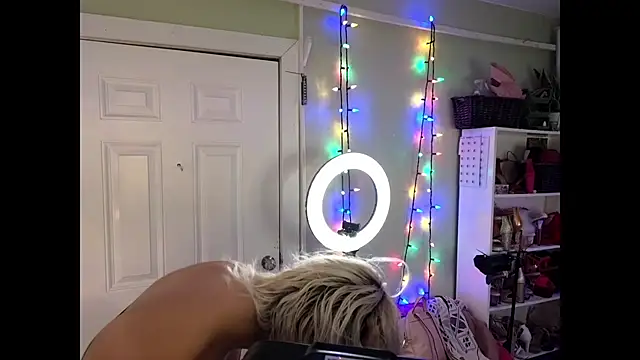 cunty tranny lydia online show from January 18, 12:57 am