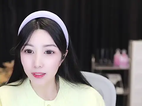 Nuyoah-77 online show from November 5, 3:56 pm