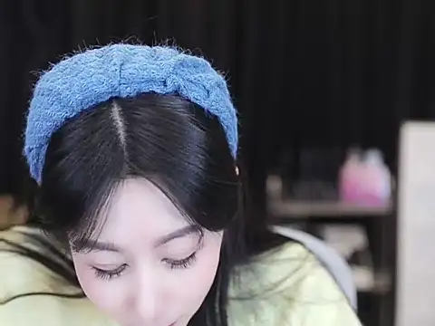 Nuyoah-77 online show from November 29, 2:31 pm