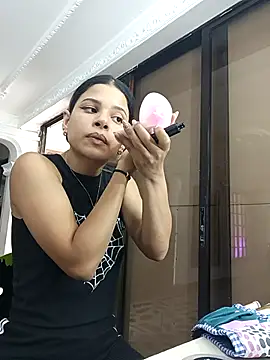 Snapshot of LadyAvalon chatting on October 8, 6:16 pm LadyAvalon online show from October 8, 6:16 pm