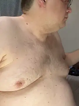 treatbobnicer online show from February 7, 4:22 pm