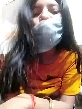 Hotty-Divya online show from January 18, 9:34 am