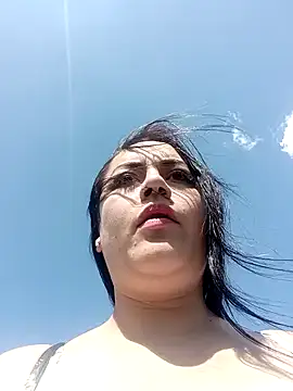 Lesly 10- online show from January 18, 7:15 pm