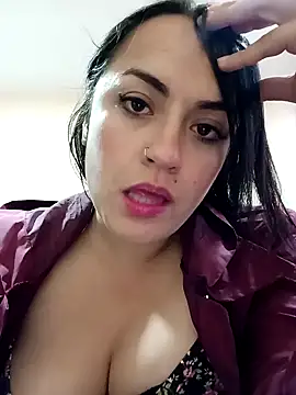 Lesly 10- online show from January 24, 10:30 pm