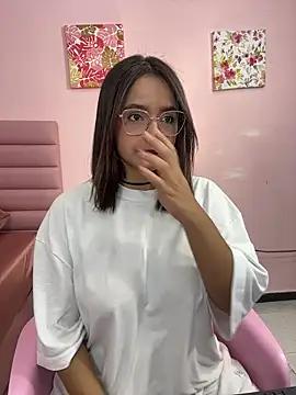 kae styles online show from December 5, 8:05 pm