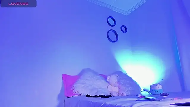 Elii ross online show from October 12, 1:37 am